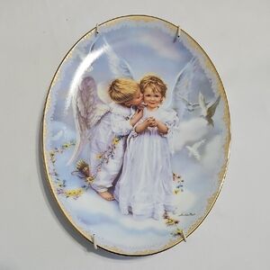 1999 On Angel's Wings Collector Plate